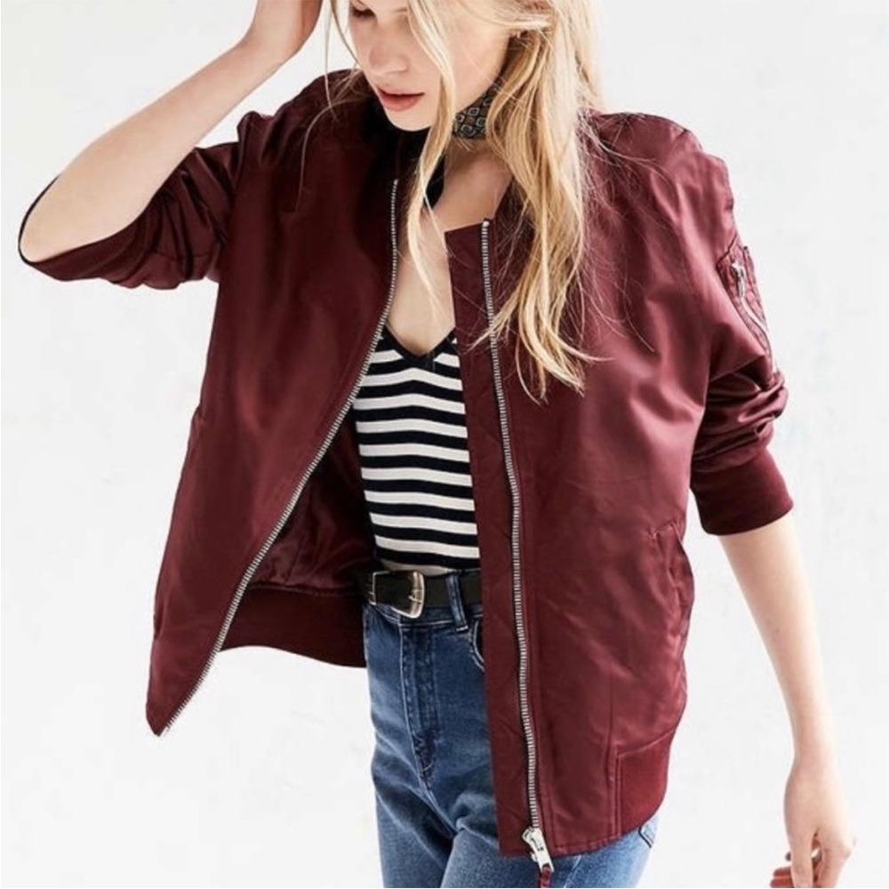 Urban Outfitters Silence + Noise Burgundy Bomber Jacket Casual Zip-Front Coat XS